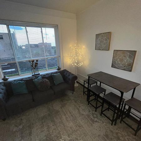 2 Bedroom Stylist Apartment Detroit Zewnętrze zdjęcie