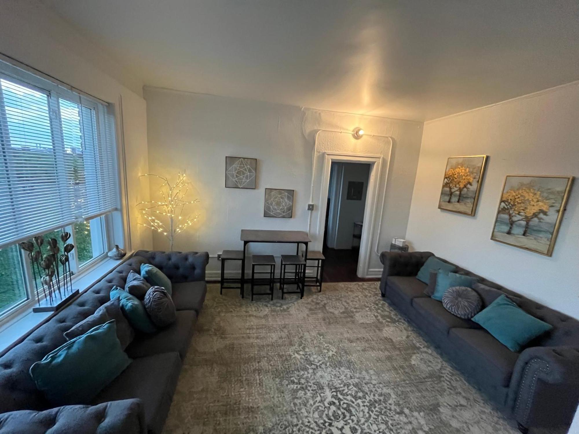 2 Bedroom Stylist Apartment Detroit Zewnętrze zdjęcie